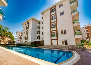 شقة بغرفتي نوم في مجمع جديد في كونيالتي أنطاليا