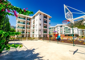 شقة بغرفتي نوم في مجمع جديد في كونيالتي أنطاليا