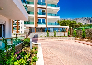 شقة بغرفتي نوم في مجمع جديد في كونيالتي أنطاليا