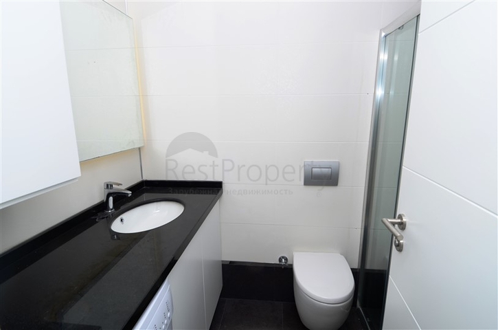 خصم ! باطلالة بحرية -شقة غرفة وصالة -ضمن مجمع بخدمات 5 نجوم -في كارجي جاك / الانيا 