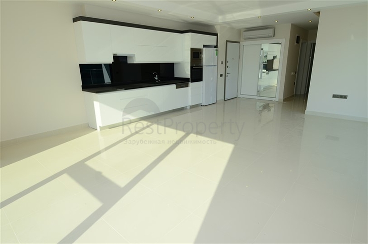 خصم ! باطلالة بحرية -شقة غرفة وصالة -ضمن مجمع بخدمات 5 نجوم -في كارجي جاك / الانيا 