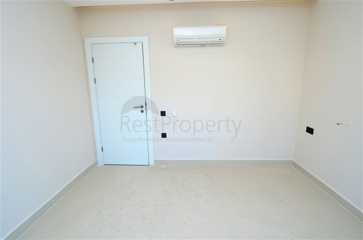 للبيع بشكل مستعجل !! شقة 2 غرفة وصالة ضمن مجمع فاخر على البحر - في كارجي جاك / الانيا 