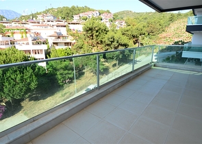 اطلالة بحر -شقة 2 غرفة وصالة -ضمن مجمع 5 نجوم في كارجي جاك / الانيا 