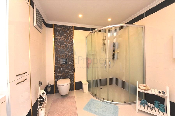 دوبلكس فاخرة -3 غرف وصالة -مفروشة -في جيكجلي  / الانيا 