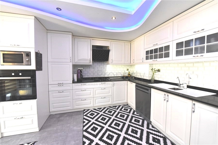 دوبلكس فاخرة -3 غرف وصالة -مفروشة -في جيكجلي  / الانيا 