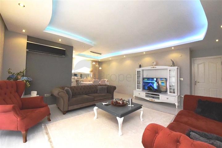 دوبلكس فاخرة -3 غرف وصالة -مفروشة -في جيكجلي  / الانيا 