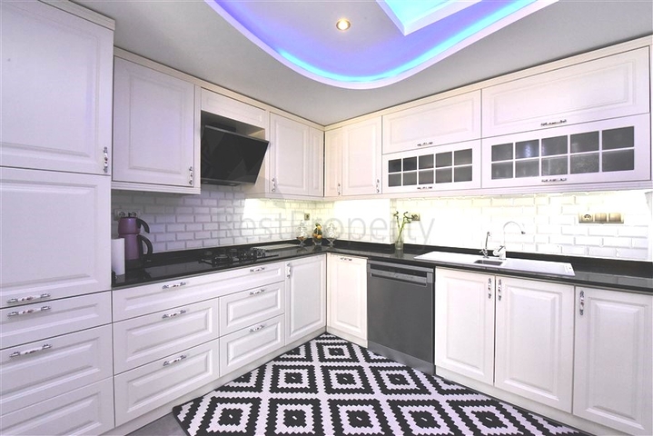 دوبلكس فاخرة -3 غرف وصالة -مفروشة -في جيكجلي  / الانيا 