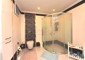 دوبلكس فاخرة -3 غرف وصالة -مفروشة -في جيكجلي  / الانيا 