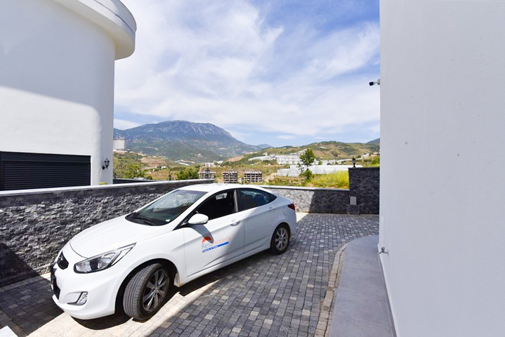 اطلالة بحر -فيلا فاخرة - 3 غرف وصالة -مسبح خاص -في كارجي جاك / الانيا 