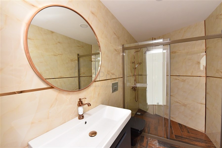 اطلالة بحر -فيلا فاخرة - 3 غرف وصالة -مسبح خاص -في كارجي جاك / الانيا 