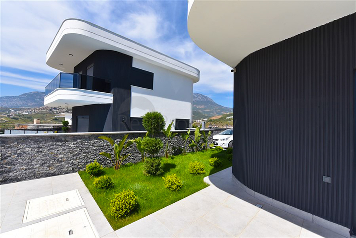 اطلالة بحر -فيلا فاخرة - 3 غرف وصالة -مسبح خاص -في كارجي جاك / الانيا 