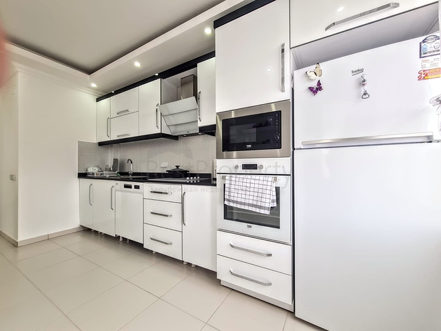 شقة 2 غرفة وصالة -مفروشة -ضمن مجمع يضم خدمات -في افسلار / الانيا