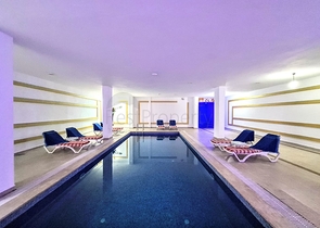 شقة 2 غرفة وصالة -مفروشة -ضمن مجمع يضم خدمات -في افسلار / الانيا