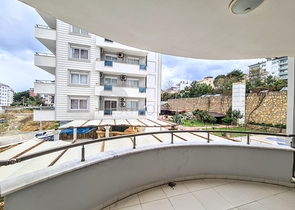 شقة 2 غرفة وصالة -مفروشة -ضمن مجمع يضم خدمات -في افسلار / الانيا