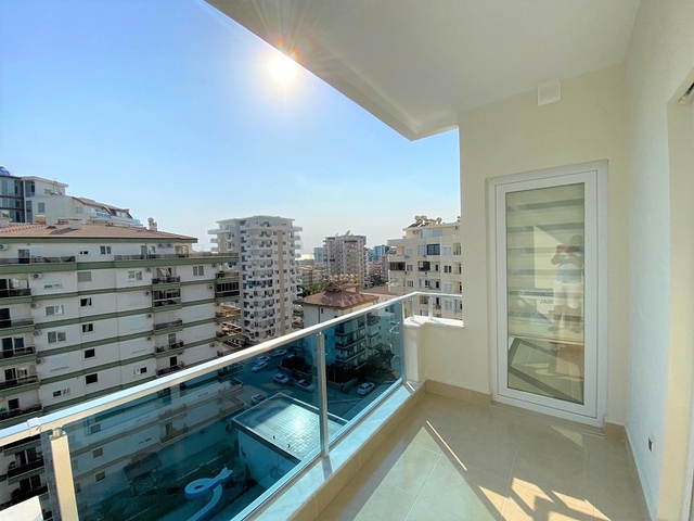 مجمع سكني فاخر -شقة غرفة وصالة -في مهموتلار / الانيا 