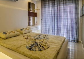 مجمع فاخر في مركز المدينة -شقة غرفة وصالة مفروشة -في الانيا 