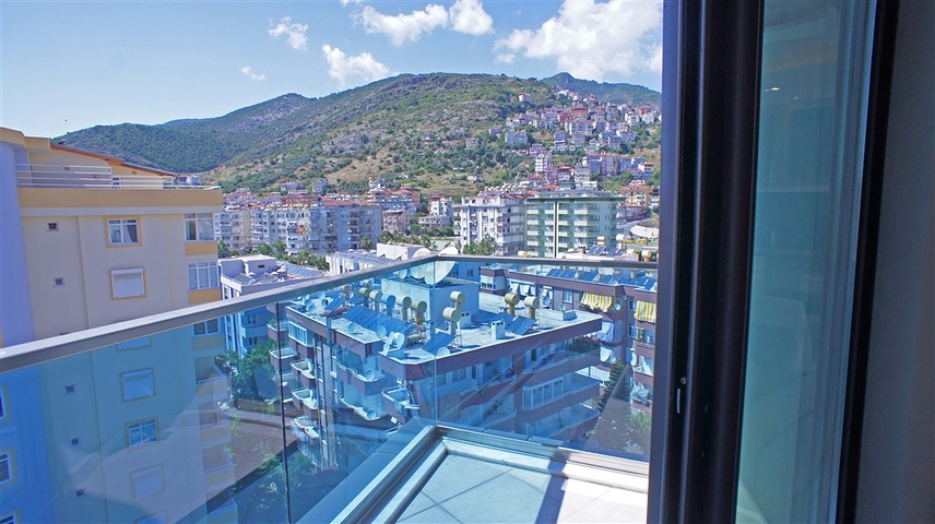 في مركز المدينة -ضمن مجمع يضم كافة الخدمات -دوبلكس 2غرفة وصالة -في مدينة الانيا 