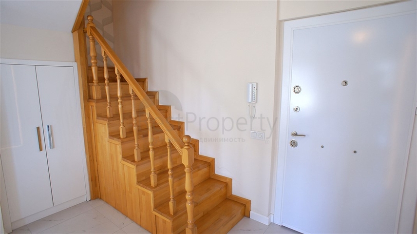 في مركز المدينة -ضمن مجمع يضم كافة الخدمات -دوبلكس 2غرفة وصالة -في مدينة الانيا 