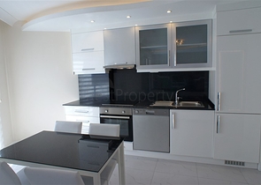 في مركز المدينة -ضمن مجمع يضم كافة الخدمات -دوبلكس 2غرفة وصالة -في مدينة الانيا 