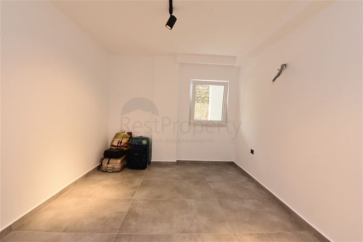 ضمن منطقة جبلية هادئة -مجمع حديث -شقة 1+1- في كارجي جاك / الانيا 