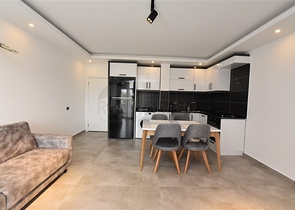 ضمن منطقة جبلية هادئة -مجمع حديث -شقة 1+1- في كارجي جاك / الانيا 