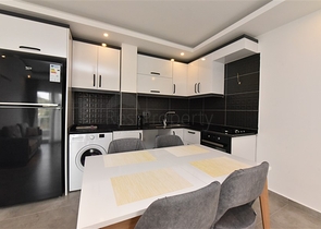 ضمن منطقة جبلية هادئة -مجمع حديث -شقة 1+1- في كارجي جاك / الانيا 