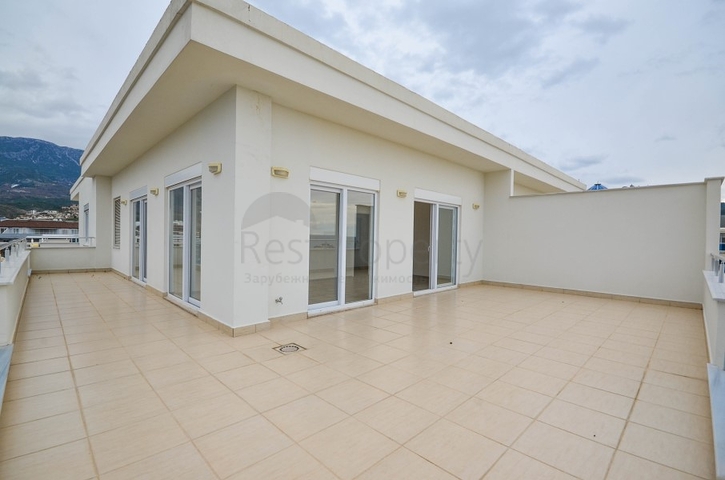 اطلالة بحر - دوبلكس بسعر منافس -من تصميم 1+4 - في مدينة الانيا/ منطقة مهموتلار 