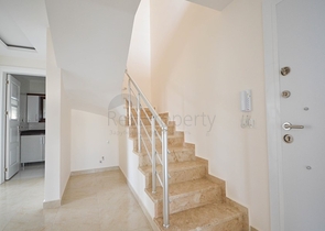 اطلالة بحر - دوبلكس بسعر منافس -من تصميم 1+4 - في مدينة الانيا/ منطقة مهموتلار 