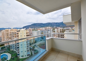 اطلالة بحر - دوبلكس بسعر منافس -من تصميم 1+4 - في مدينة الانيا/ منطقة مهموتلار 