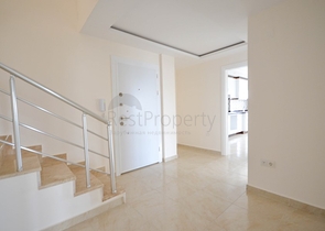 اطلالة بحر - دوبلكس بسعر منافس -من تصميم 1+4 - في مدينة الانيا/ منطقة مهموتلار 