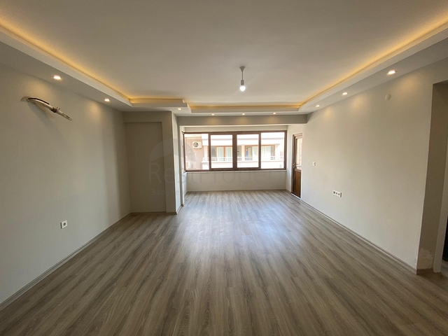 فرصة ! اطلالة بحرية -شقة تصميم 1+1 - في مهموتلار / الانيا 