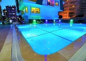 شقة انيقة ضمن مجمع فاخر - تصميم 1+1 - في مهموتلار / الانيا 