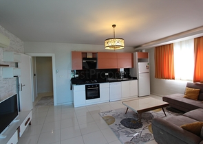 شقة انيقة ضمن مجمع فاخر - تصميم 1+1 - في مهموتلار / الانيا 