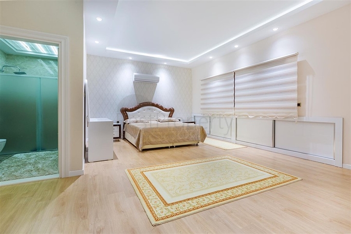 منزل العائلة - دوبلكس 4 غرف وصالة -مجمع جديد بجانب المشفى -في اوبا / الانيا 