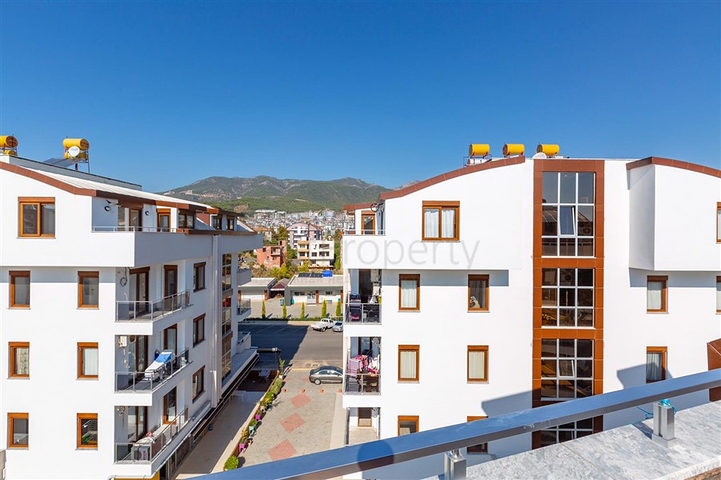 منزل العائلة - دوبلكس 4 غرف وصالة -مجمع جديد بجانب المشفى -في اوبا / الانيا 