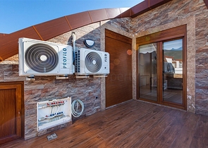 منزل العائلة - دوبلكس 4 غرف وصالة -مجمع جديد بجانب المشفى -في اوبا / الانيا 