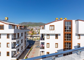 منزل العائلة - دوبلكس 4 غرف وصالة -مجمع جديد بجانب المشفى -في اوبا / الانيا 