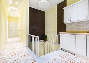 منزل العائلة - دوبلكس 4 غرف وصالة -مجمع جديد بجانب المشفى -في اوبا / الانيا 