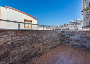 منزل العائلة - دوبلكس 4 غرف وصالة -مجمع جديد بجانب المشفى -في اوبا / الانيا 