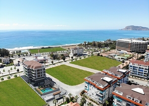 اطلالة بحرية -شقق ضمن مجمع سكني حديث في كاستل / الانيا 