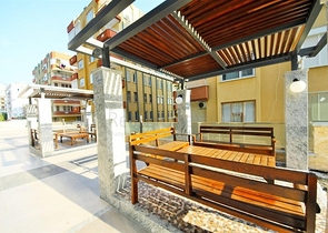 ضمن مجمع على البحر مباشرة -شقة دوبلكس انيقة -تصميم 1+1- في مهموتلار / الانيا 