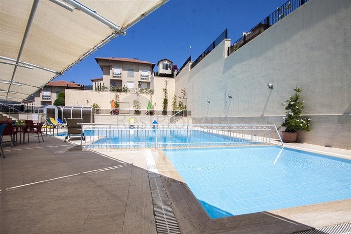 فيلا بسعر اقتصادي -اطلالة بحر -تصميم1+2 - في مركز الانيا