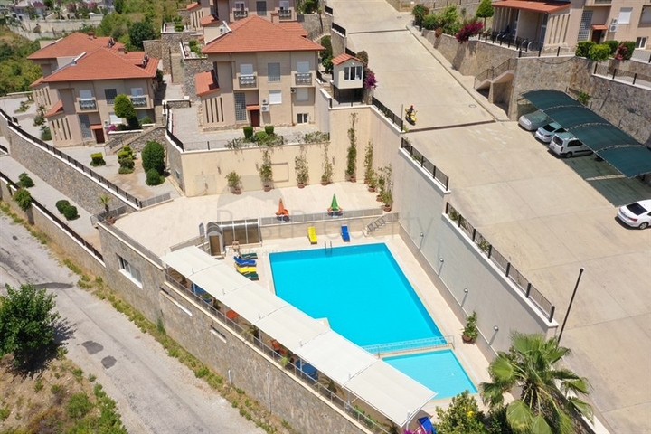 فيلا بسعر اقتصادي -اطلالة بحر -تصميم1+2 - في مركز الانيا