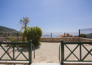 فيلا بسعر اقتصادي -اطلالة بحر -تصميم1+2 - في مركز الانيا