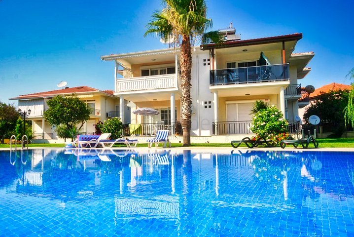 شقة من غرفتي نوم مع أثاث في Camyuva Kemer