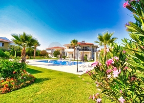 شقة من غرفتي نوم مع أثاث في Camyuva Kemer