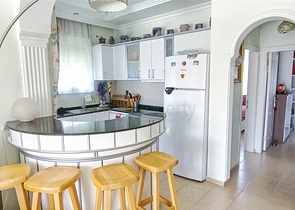 شقة من غرفتي نوم مع أثاث في Camyuva Kemer