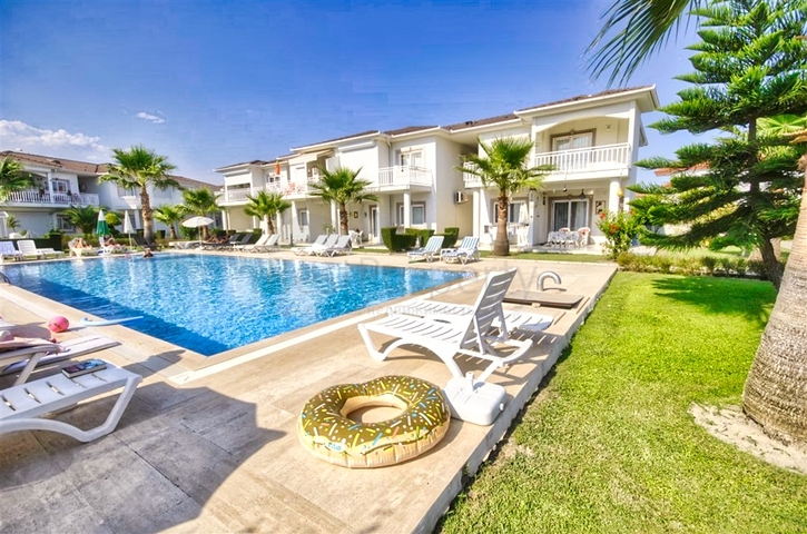 شقة 2 + 1 مفروشة في كاميوفا كيمير على بعد 500 م من البحر