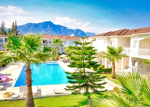 شقة 2 + 1 مفروشة في كاميوفا كيمير على بعد 500 م من البحر