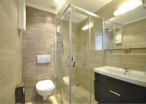 شقة 2 + 1 مفروشة في كاميوفا كيمير على بعد 500 م من البحر